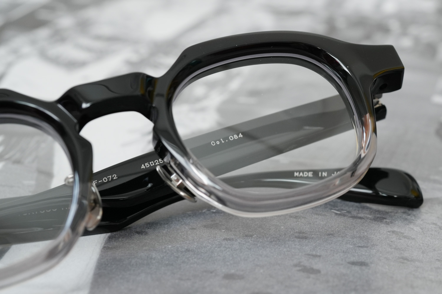 FACTORY900 RETRO RF-072 col.084 black two-tone