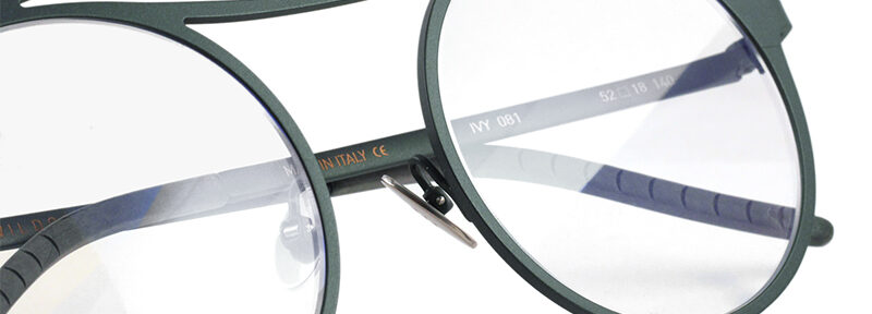 Veronika Wildgruber Bruce, Ivy 自由なメタルフレーム | 3T TRIPLE