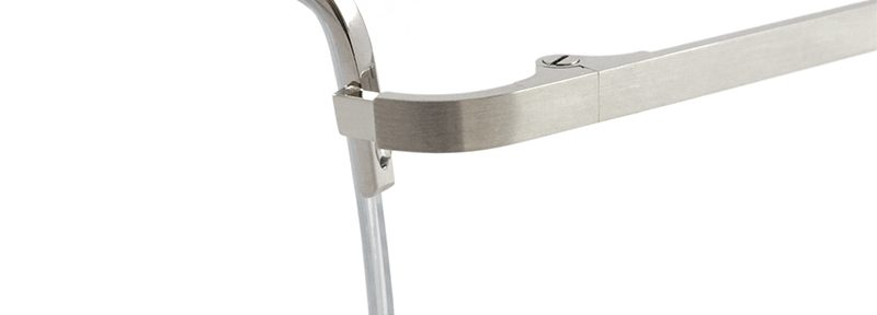 上品な14金ホワイトゴールドメガネが入荷 | 3T TRIPLE BLOG*東京銀座の