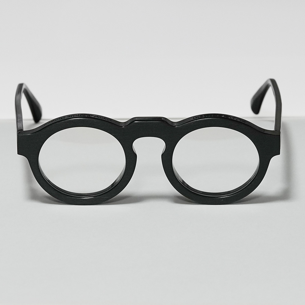 Jacques Durand Plus is + 339 col*002 Matt Black